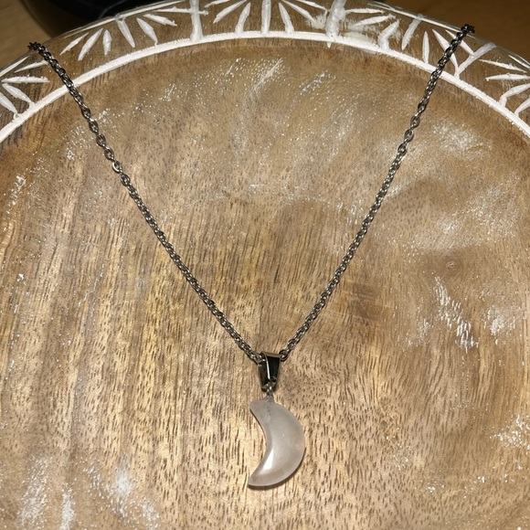 NWOT Rose Quartz Moon Silver Necklace - Picture 7 of 11